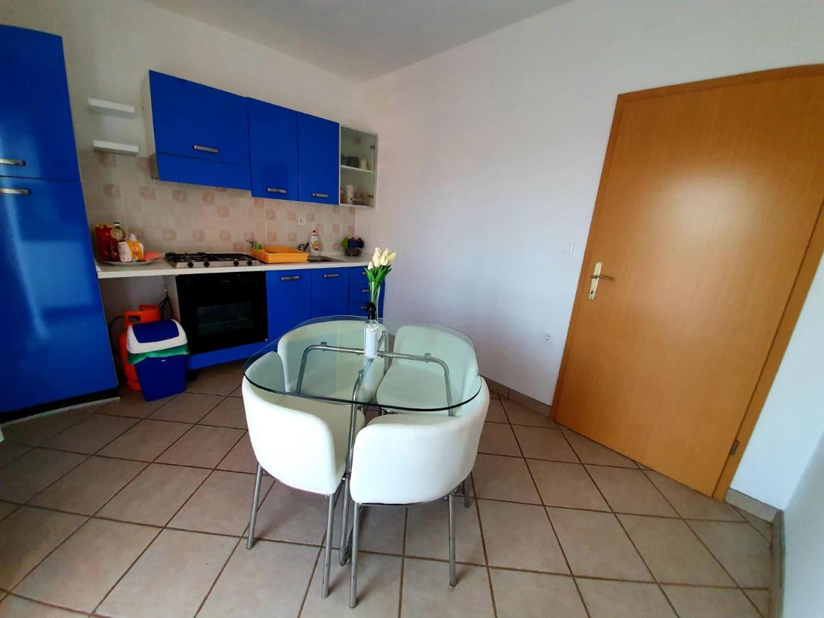 Apartmani Desnica Krusevo  Luaran gambar
