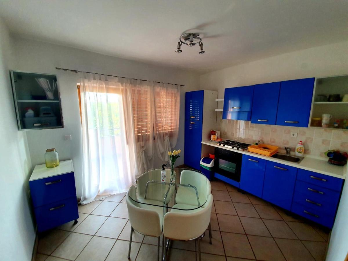 Apartmani Desnica Krusevo  Luaran gambar