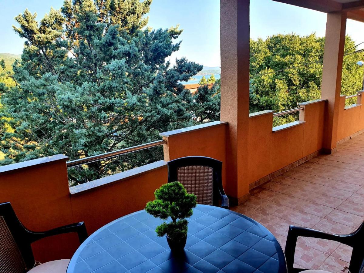 Apartmani Desnica Krusevo  Luaran gambar