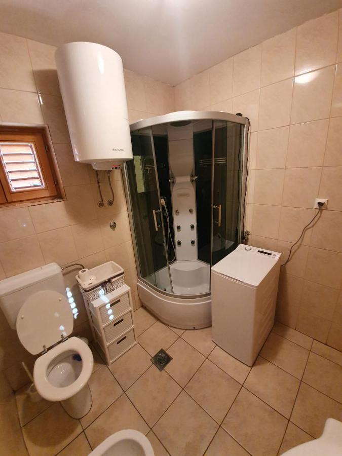 Apartmani Desnica Krusevo  Luaran gambar